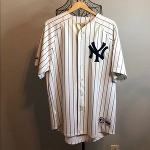Men’s Majestic Yankees Jersey, XL